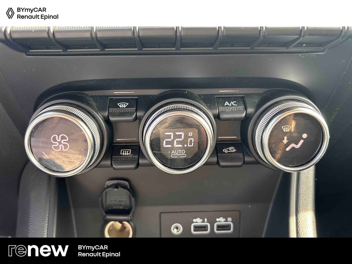 Renault Captur E-Tech full hybrid 145 — photo 21