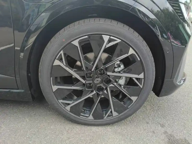 Renault Megane e-tech 220 ch autonomie confort — photo 16
