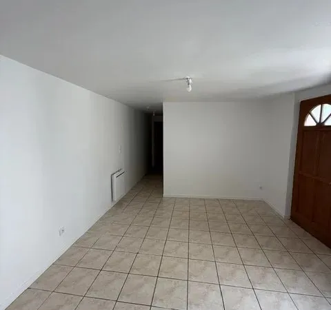 Appartement de type F3 à Beaumont-sur-Oise