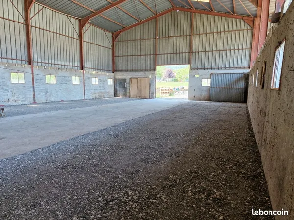 Location hangar parking