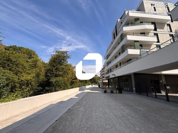 Local commercial 100 m²