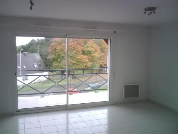 HENNEBONT - T3 de 65m² avec parking et garage