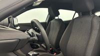 Peugeot 2008 1.2 Hybrid 145ch Style e-DCS6 — photo 12