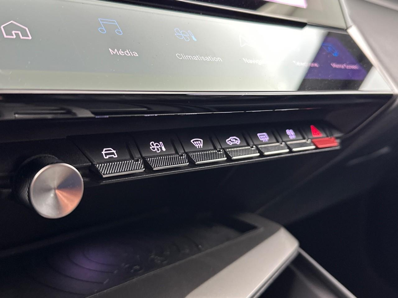 Peugeot 308 phev 225 e-eat8 gt pack — photo 27