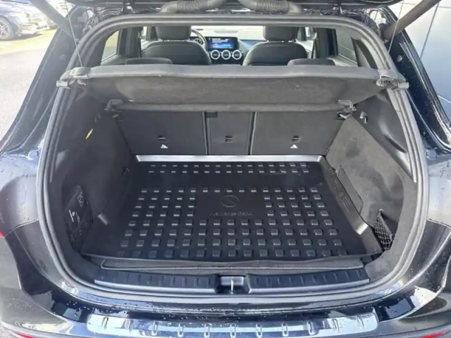 Mercedes Gla 200 d amg line — photo 10