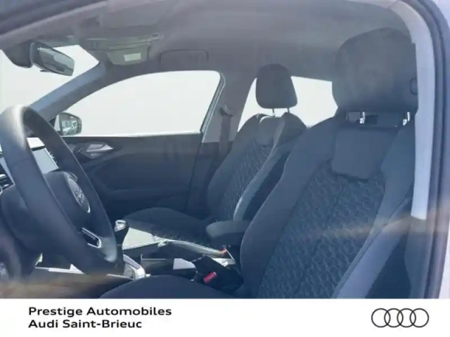 Audi A1 sportback 25 tfsi 95ch design — photo 7