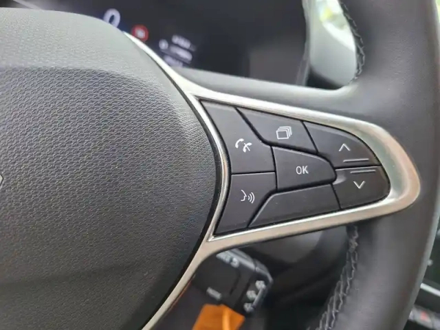 Renault Clio blue dci 100 ch gsr2 — photo 10