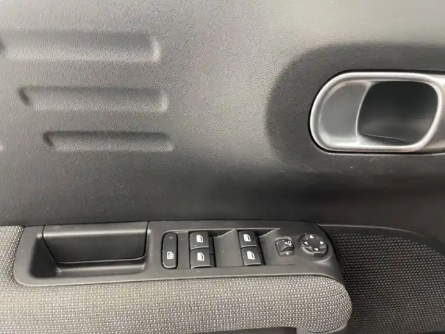 Citroën C3 Aircross bluehdi 120 s&amp;s eat6 — photo 32