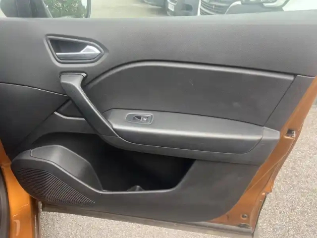 Renault Captur tce 90 - 21 — photo 18