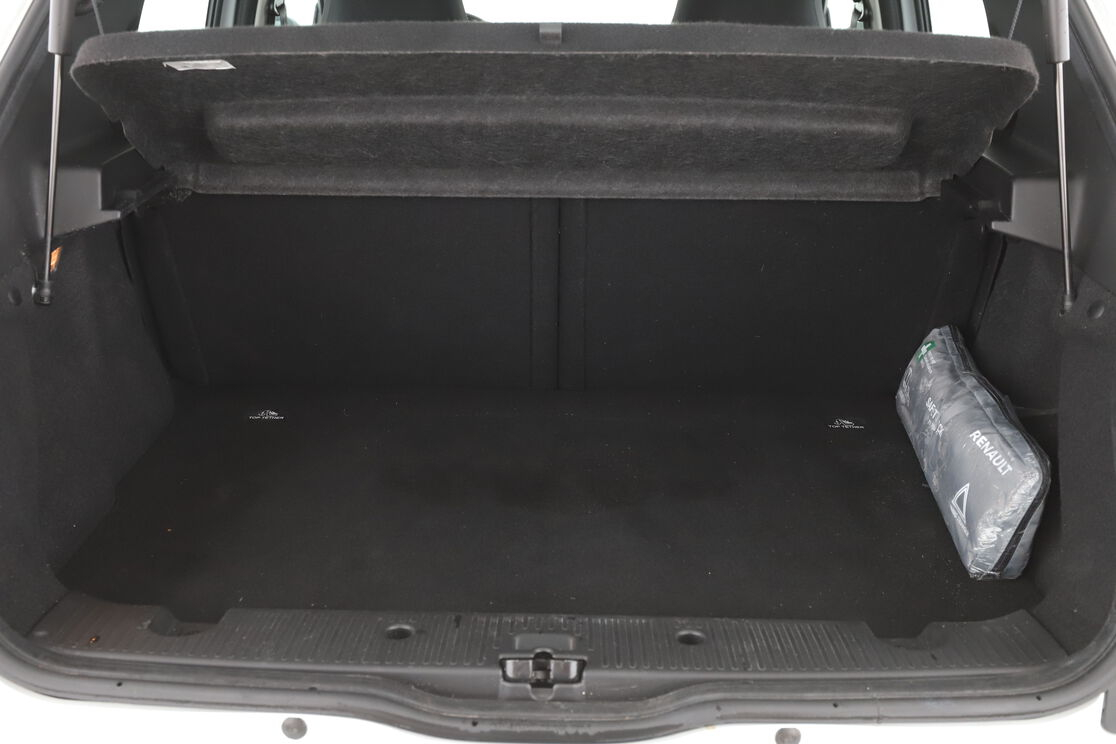 Renault Twingo 1.0 SCe Zen — photo 16