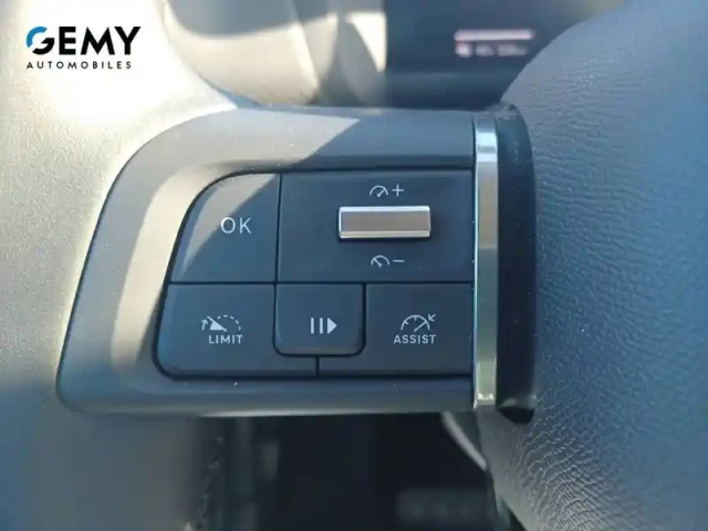 Citroën C4 e- 136 ch autonomie standard — photo 17