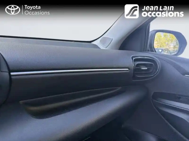 Toyota Yaris hybride 116h — photo 20