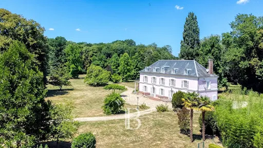 Propriété 14 pièces 438 m²