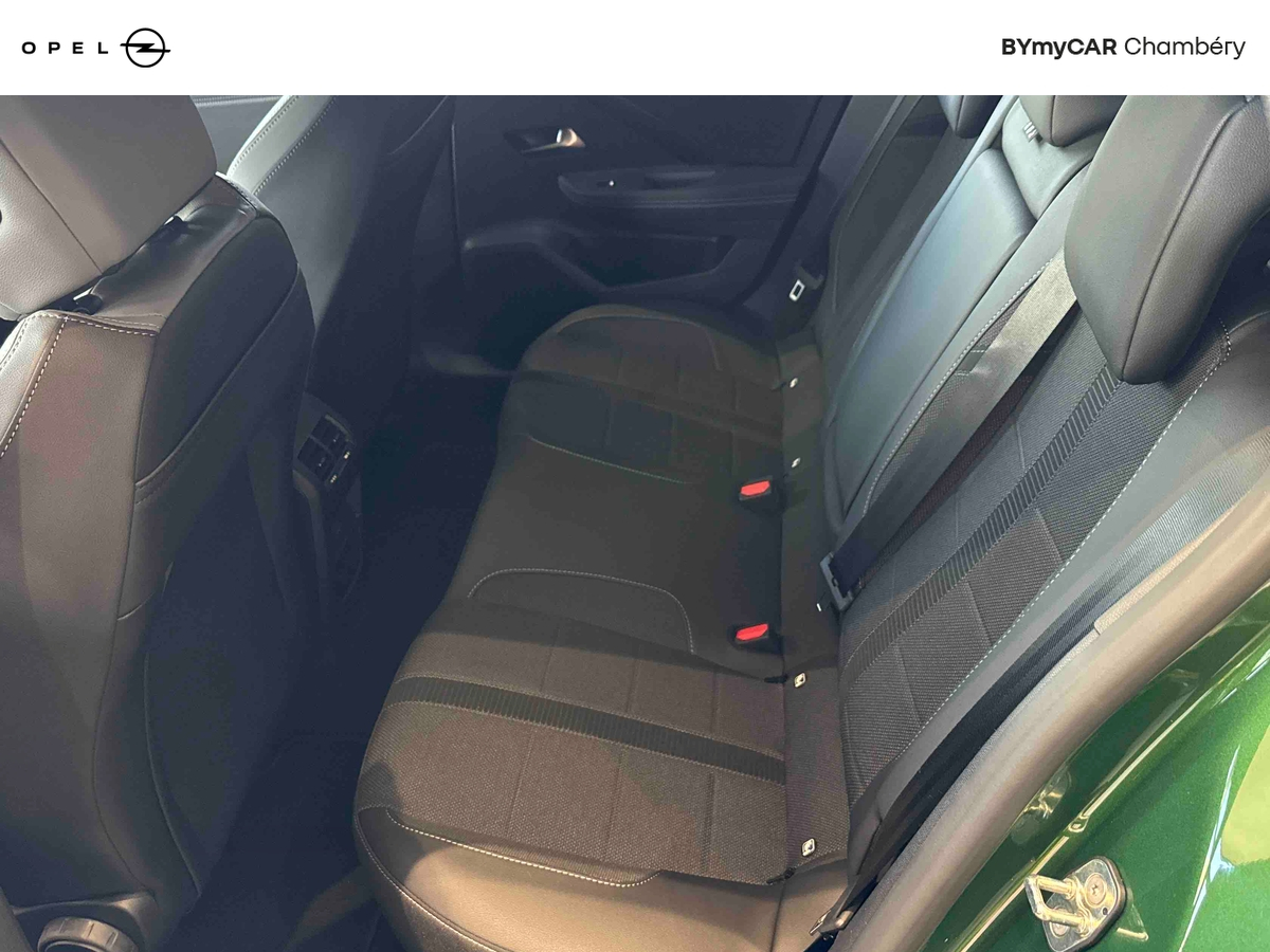 Opel Astra Sports Tourer 1.2 Turbo Hybride 145 ch Automatique — photo 12
