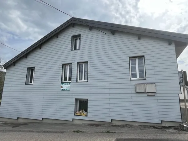 BOIS-D'AMONT - Ensemble immobilier à fort potentiel -