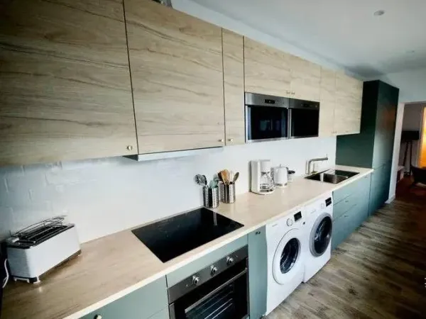 Maison 1 pièce 156 m²