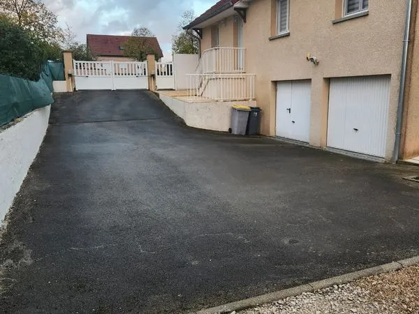Maison avec sous sol
