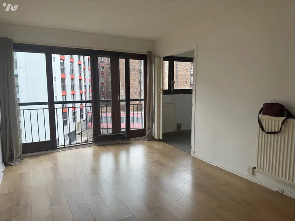 Studio 1 pièce 33 m²