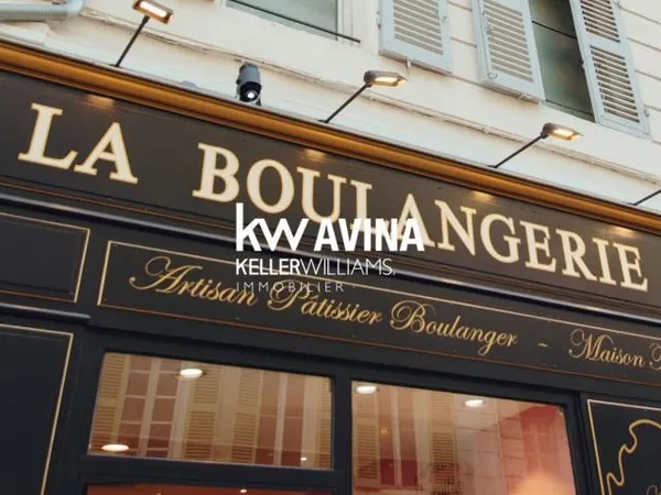 Local commercial 270 m²
