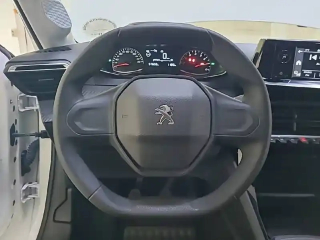 Peugeot 208 puretech 75 s&amp;s bvm5 — photo 9
