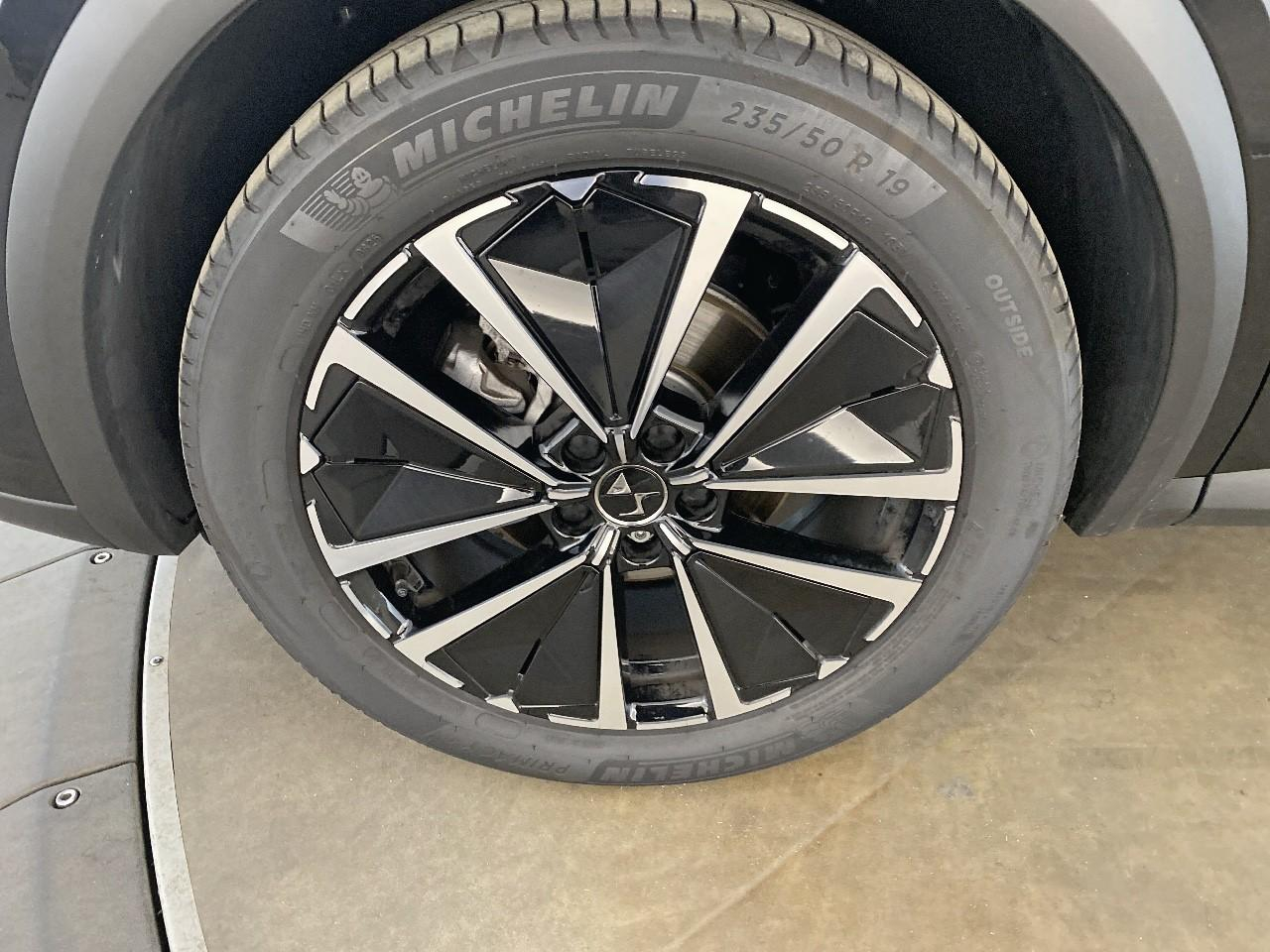 Ds Ds 7 crossback bluehdi 130 eat8 etoile — photo 11