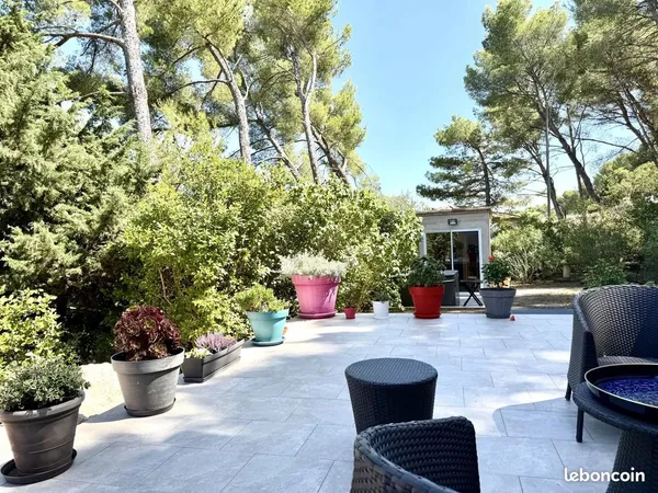 Propriété 5 pièces 135 m²