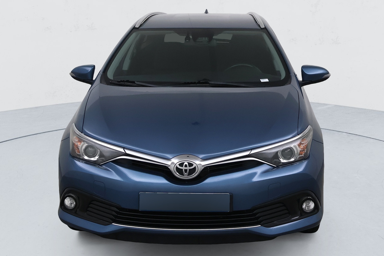 Toyota Auris Touring Sports — photo 4