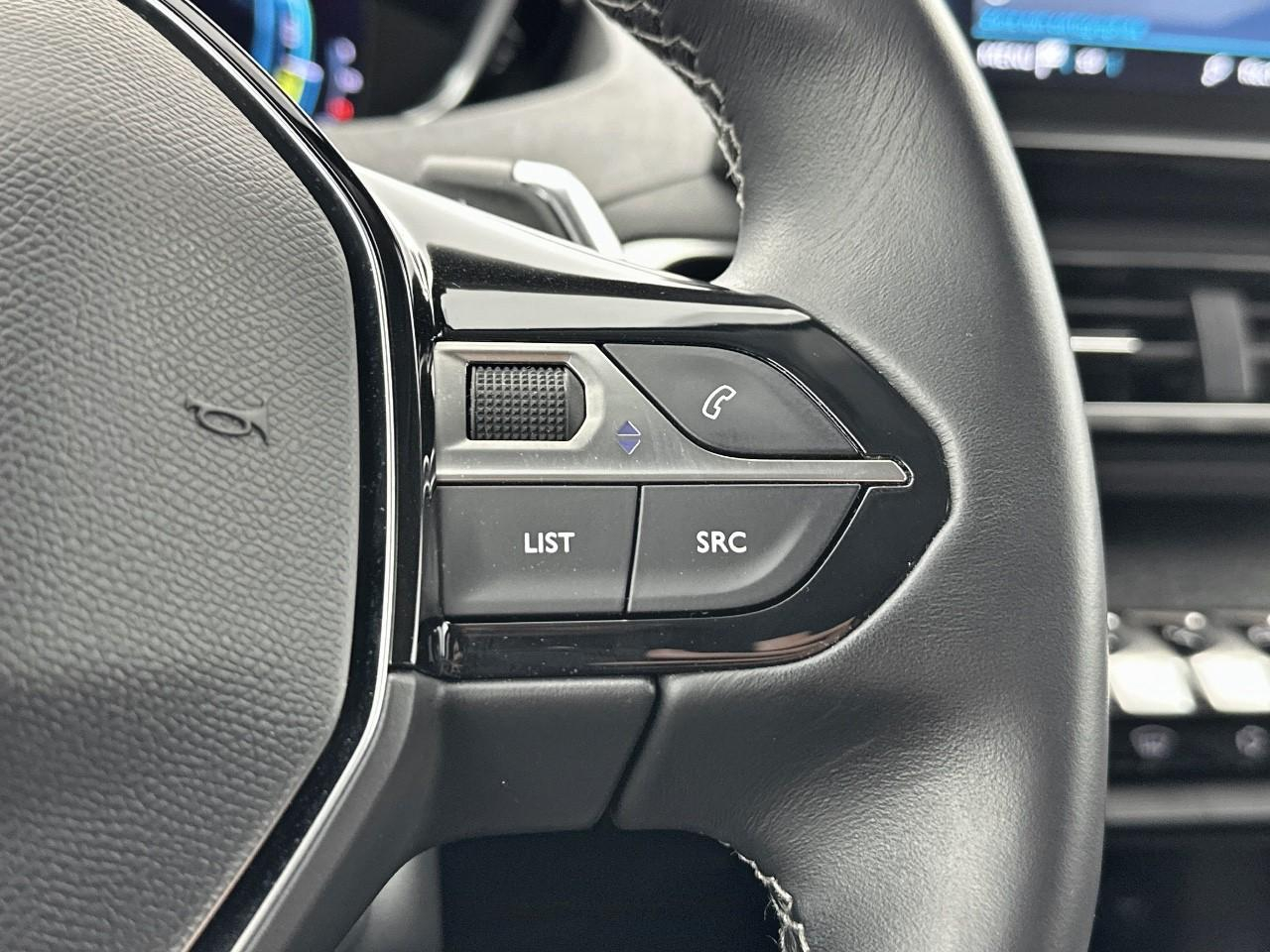 Peugeot 3008 hybrid 225 e-eat8 allure business — photo 20