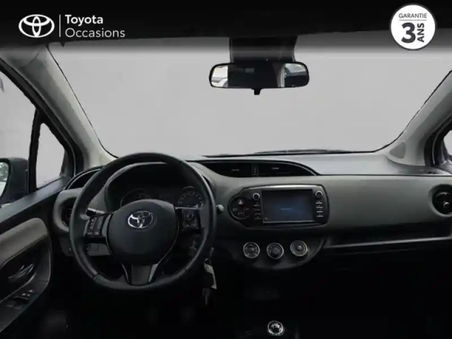 Toyota Yaris 70 vvt-i ultimate 5p — photo 8