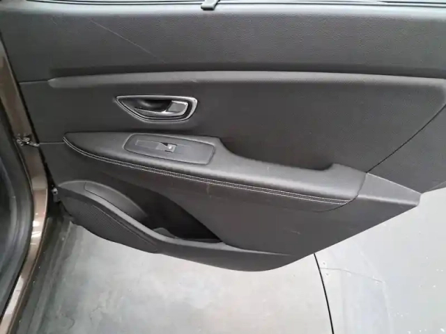 Renault Scenic grand  dci 110 energy — photo 23