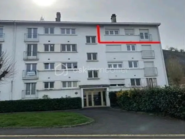 Givet : Appartement 77m² meublé 3 chambres avec garage et cave