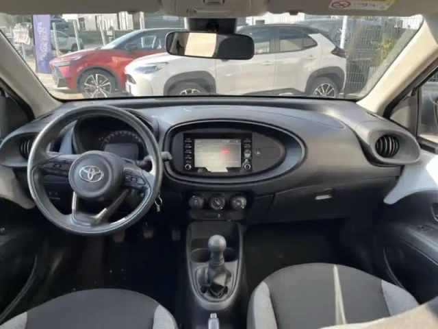 Toyota Aygo X 1.0 vvt-i 72ch active business — photo 7