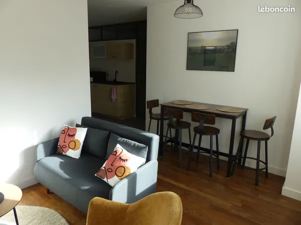 Location appartement meublé 2 pièces à Pleine-Fougères