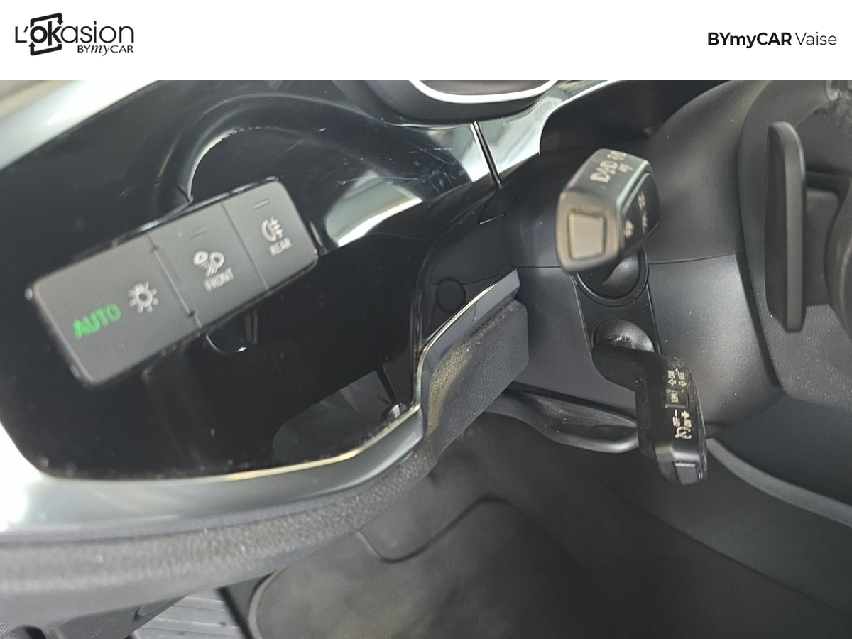 Audi Q3 35 TDI 150 ch S tronic 7 — photo 20