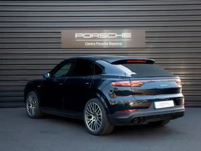 Porsche Cayenne coupé 3.0 v6 462ch e-hybrid platinum edition — photo 3