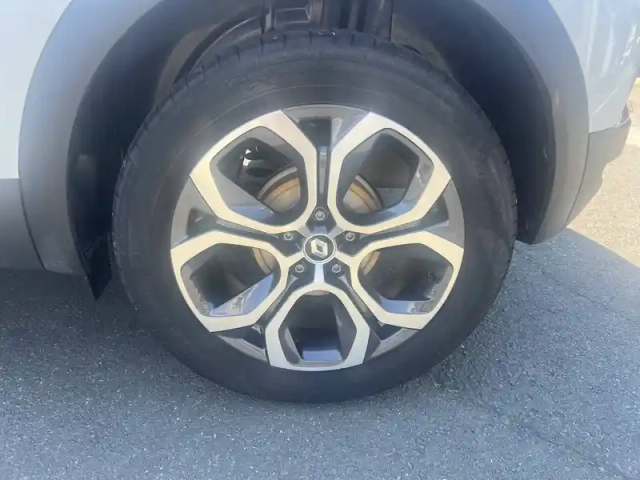 Renault Captur tce 90 — photo 8