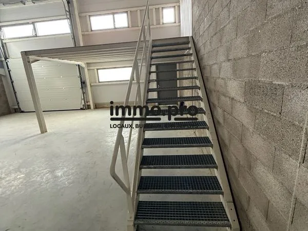 Local 148 m² Horbourg-Wihr
