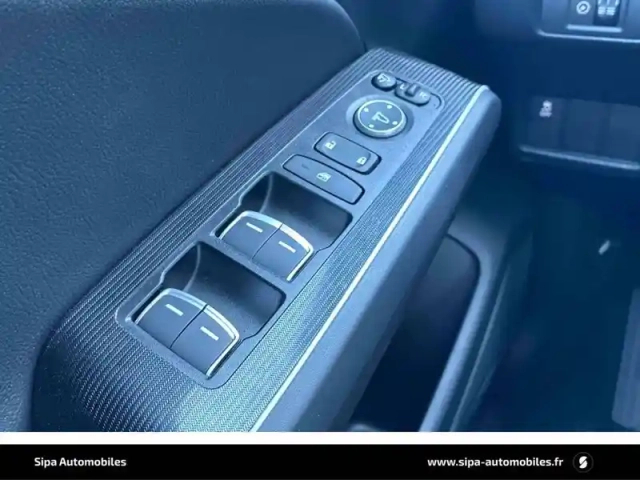 Honda Civic "e":hev 2.0 i-mmd — photo 11