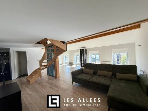 Appartement 4 pièces 121 m²