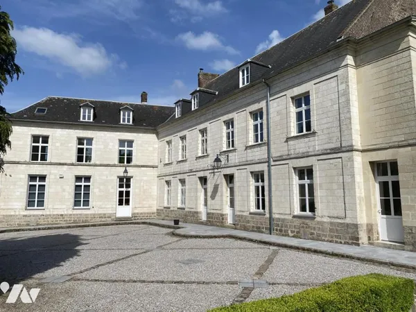 Maison 12 pièces 500 m²