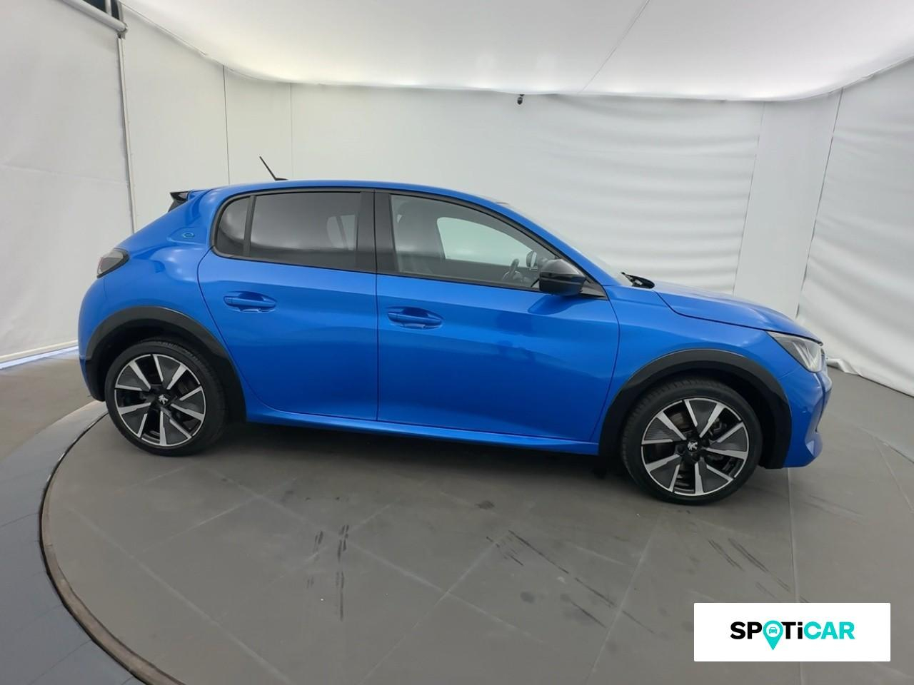 Peugeot 208 e-208 136ch gt — photo 4