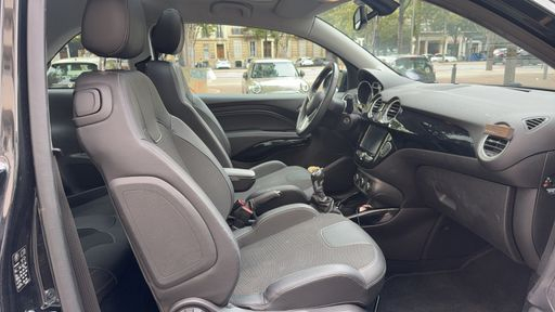 Opel Adam 1.0 Turbo 115 - Glam – 2018 – 83925 km – Essence – Boîte Manuelle — photo 22