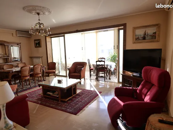 Appartement 4 pièces 122 m² habitables - Quartier Bonneveine