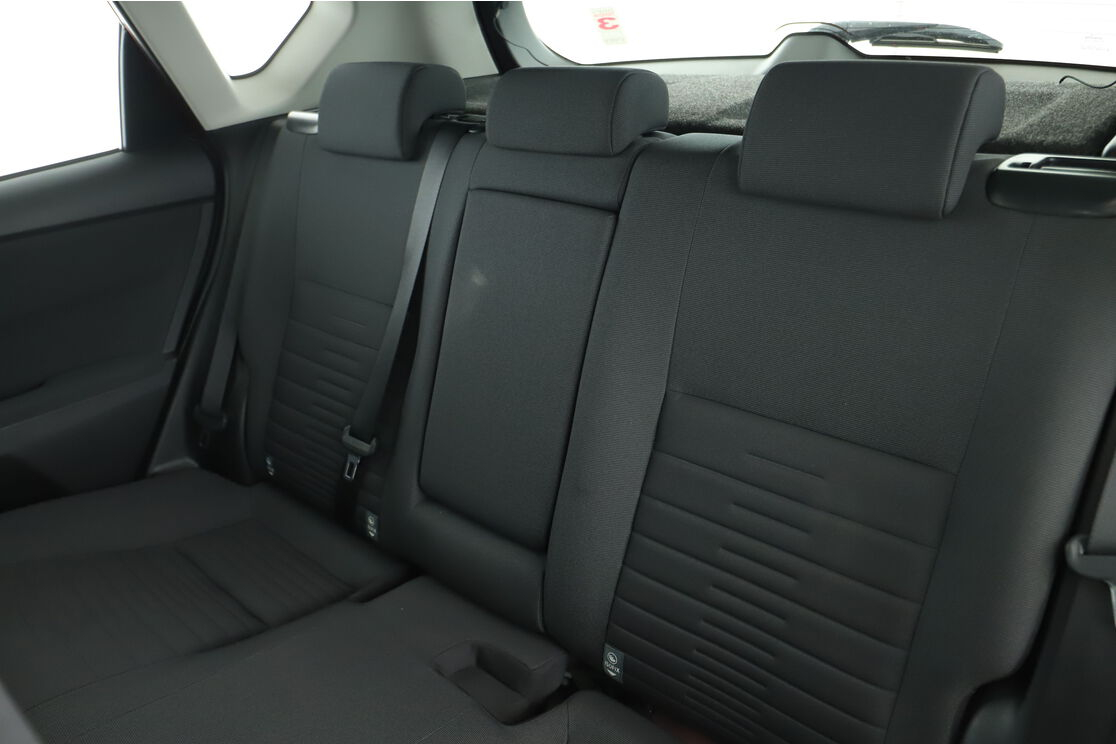 Toyota Auris 1.8 Hybride Dynamic — photo 13