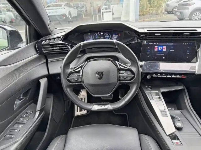 Peugeot 308 phev 225 e-eat8 — photo 37