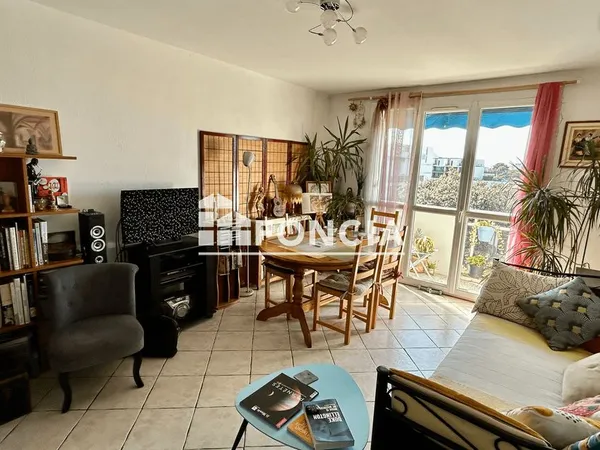 Marseille 8e (Mazargues) : T3 56 m² Dernier étage