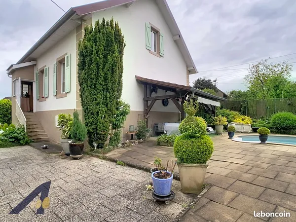 Maison 5 pièces 130 m²