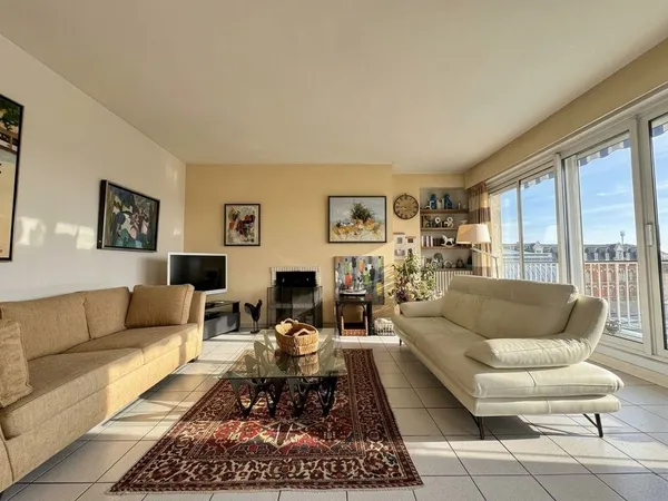 Appartement 4 pièces 130 m²