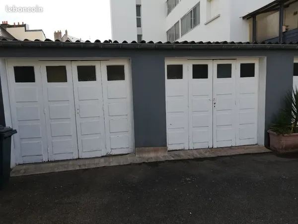 Garage / garde meubles