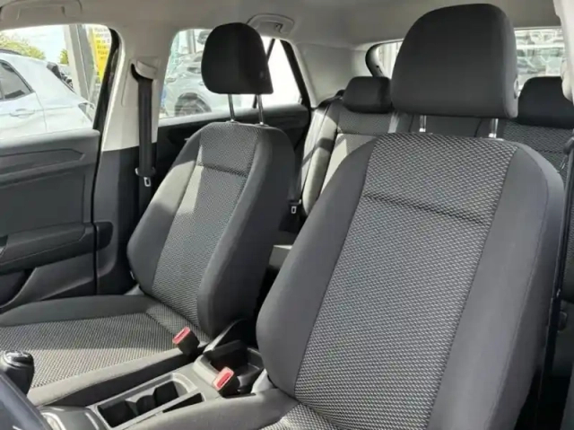Volkswagen T-Roc 1.0 tsi 116ch — photo 8